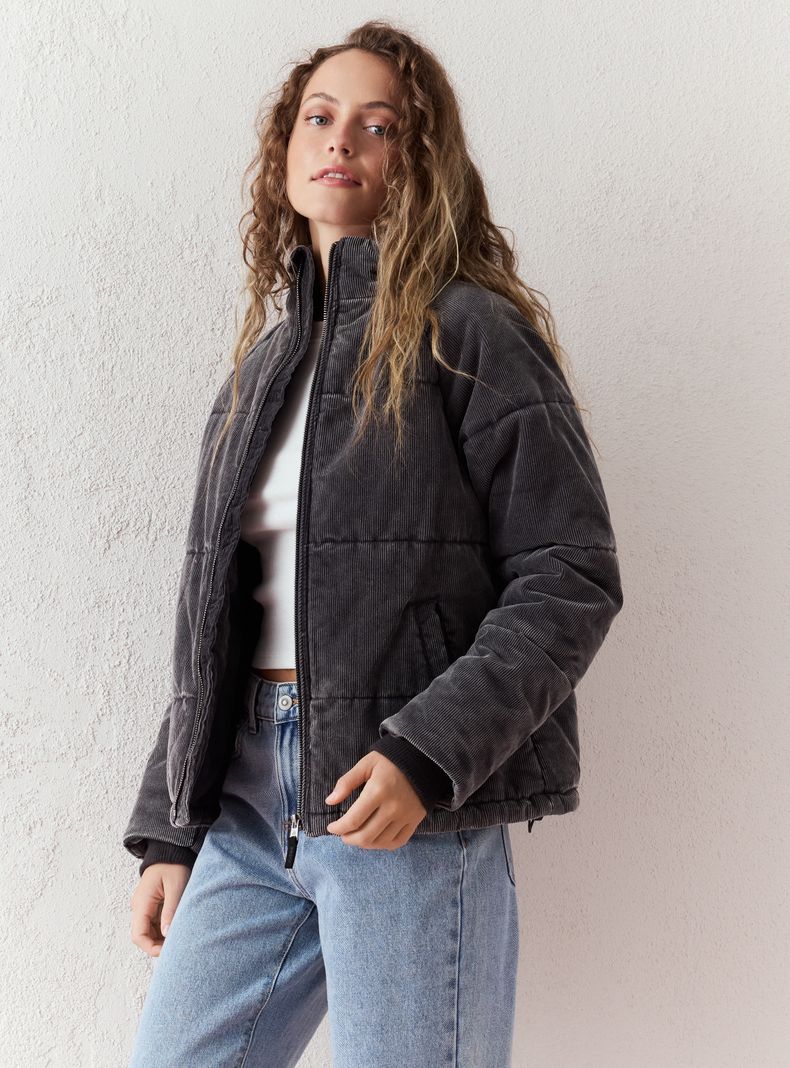 Parka Cotelé con Acid Wash