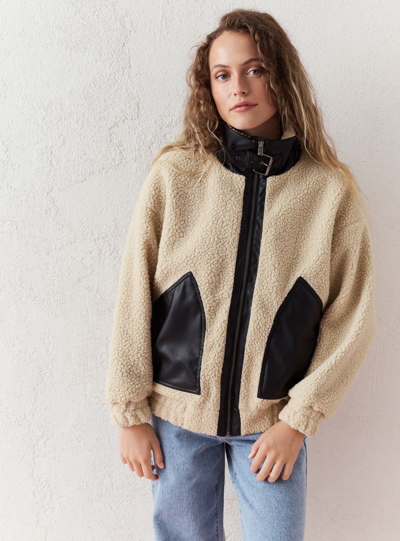 Chaqueta Detalles Pu