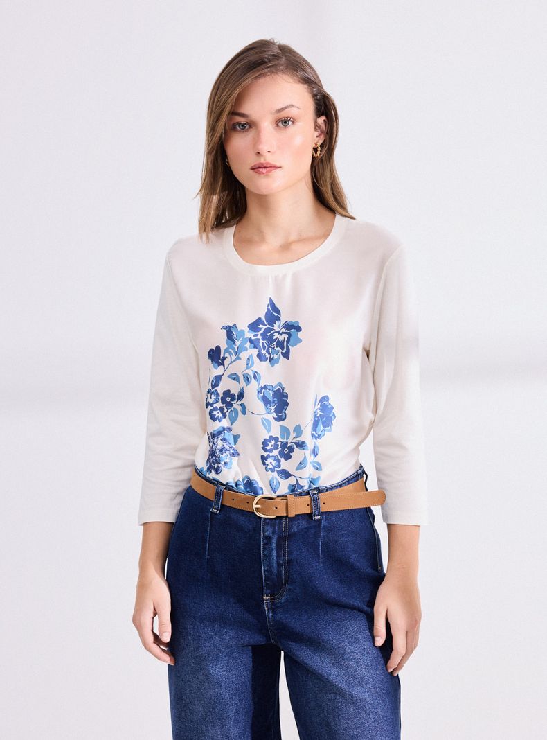 Polera Mezcla de Telas con Estampado y Lentejuelas