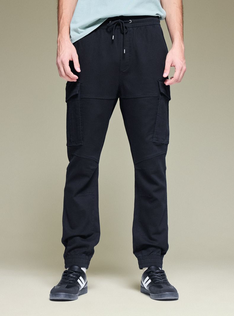 Pantalón Jogger Cargo Fit