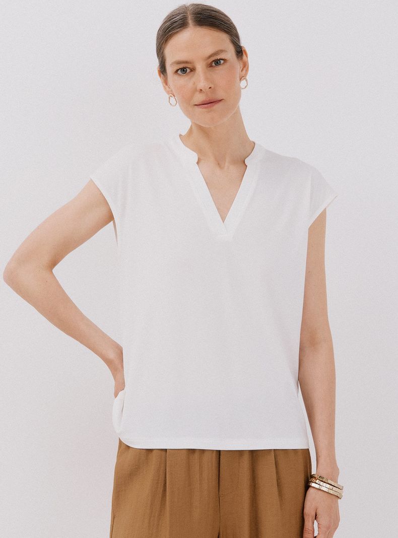 Polera Básica Cuello Mao