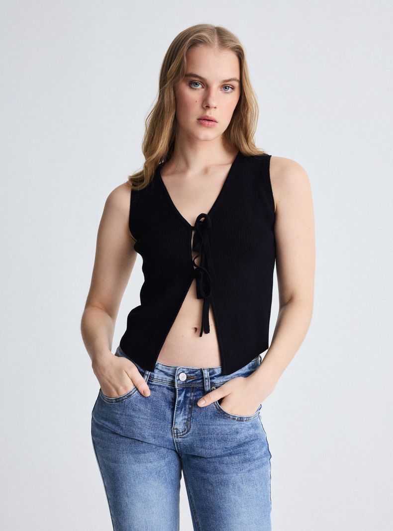 Polera con Lazos Frontales