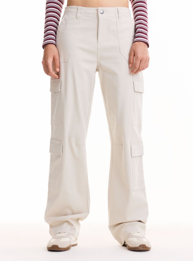 OPPOSITE PANTALÓN PANTONE CARGO
