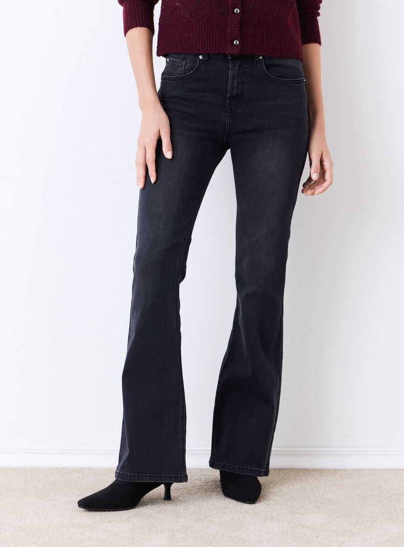 Jeans Flare Tiro Alto