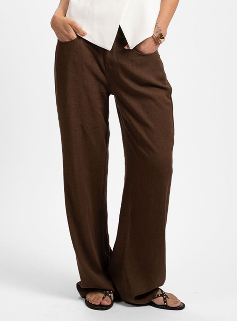Pantalón Recto Tiro Medio Olimpia Café
