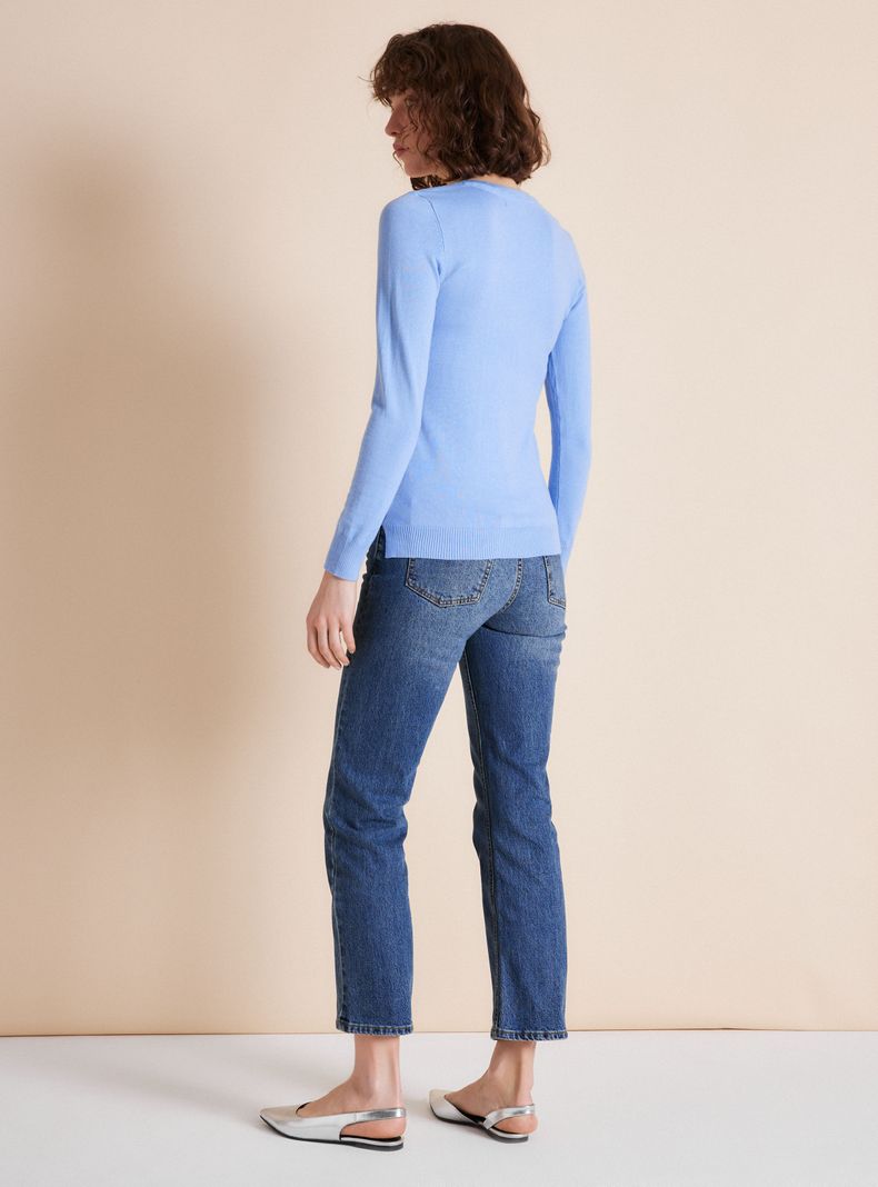 Sweater Básico Neutro Cuello V-5