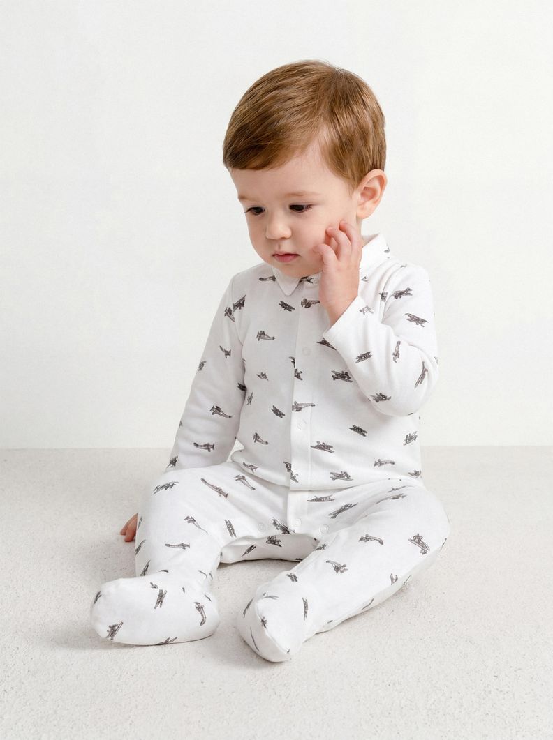 Pijama con Cuello Estampado Niño