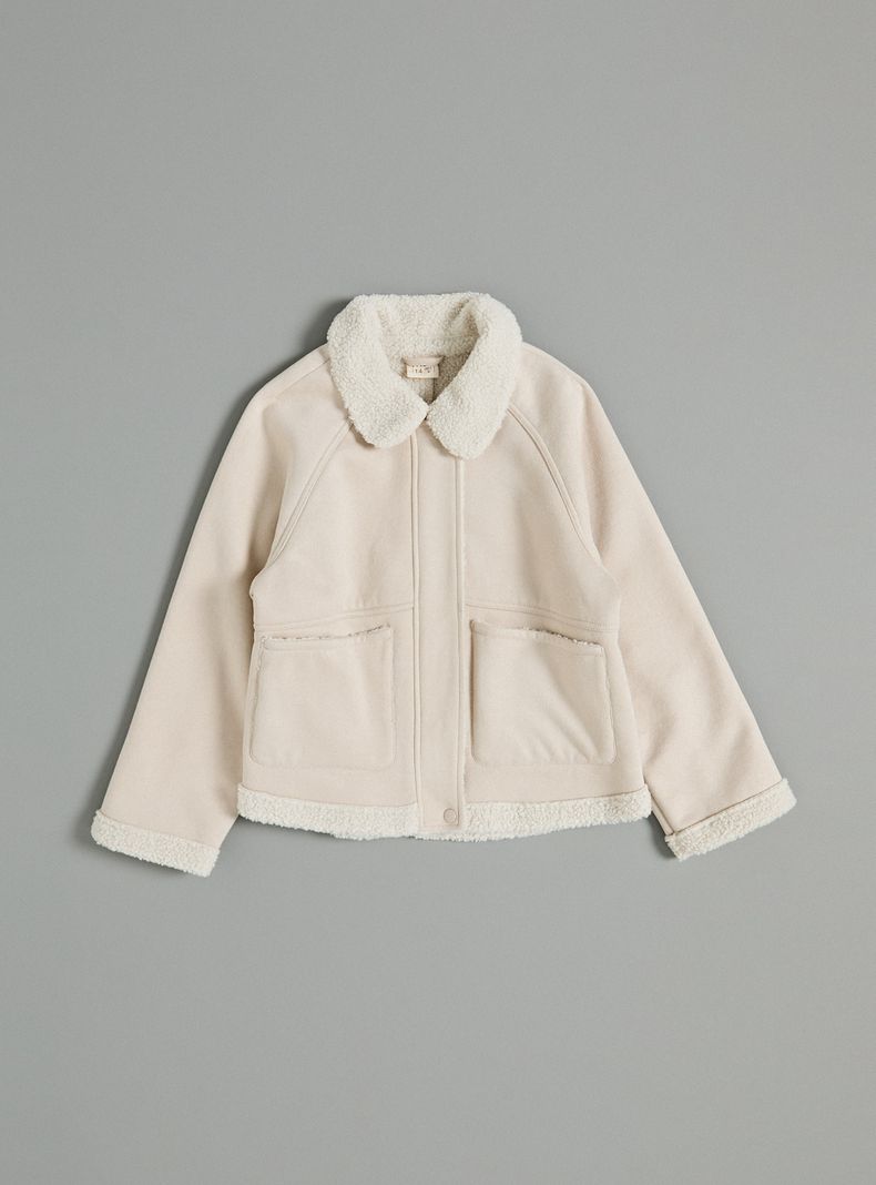 Chaqueta Tipo Abrigo Corto con Manga Raglán
