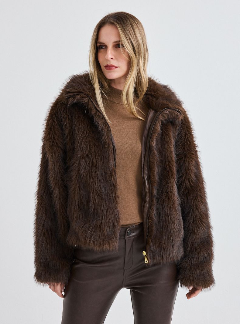 Chaqueta de Pelo Largo y Cierre