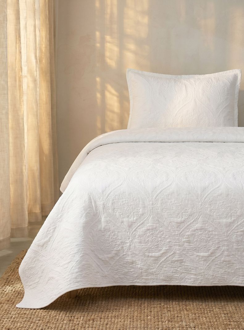 Quilt 1 Plaza Unicolor White