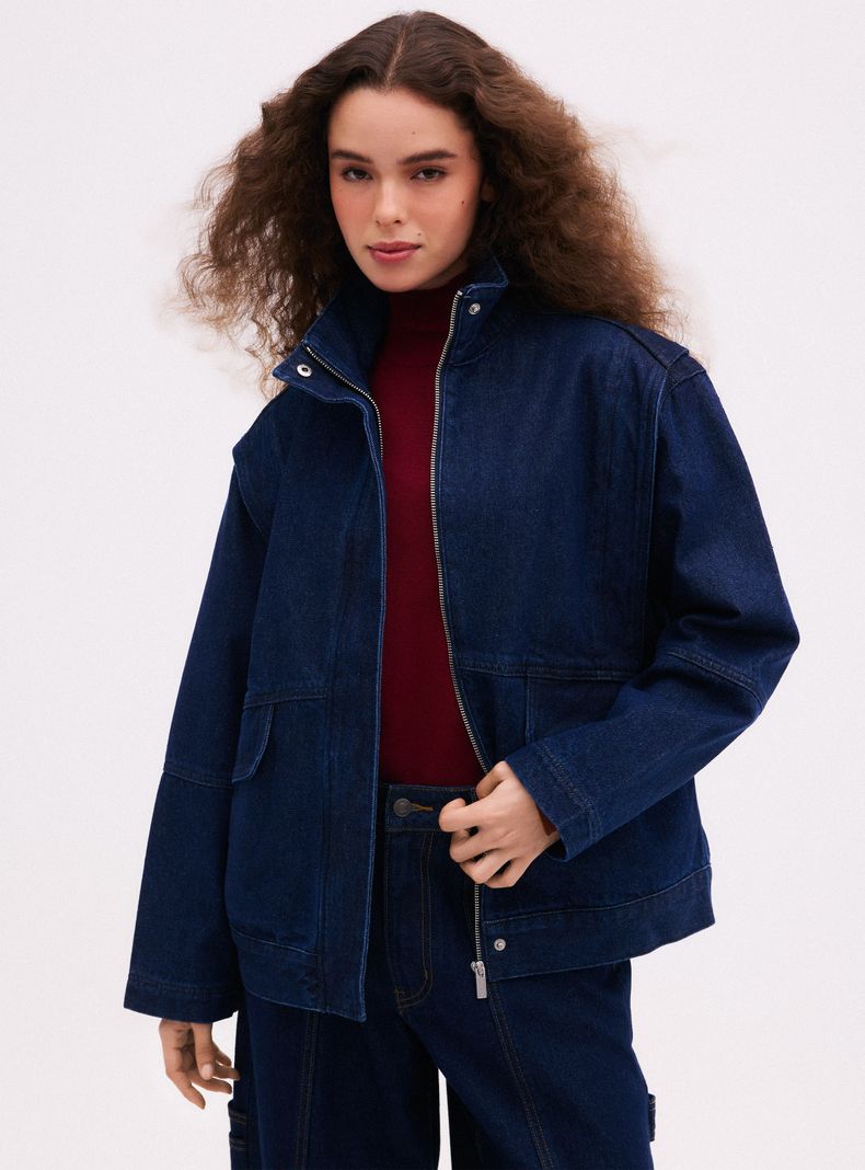 Chaqueta Oversize con Cierre Frontal Funnel Neck