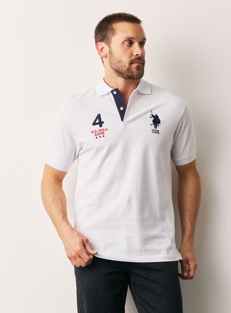 Polera Cuello Piqué Logo y Número Bordado