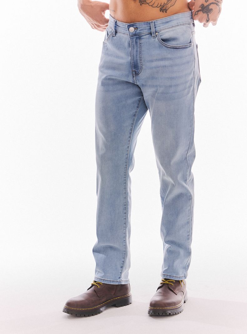 Jeans Slim Lavado