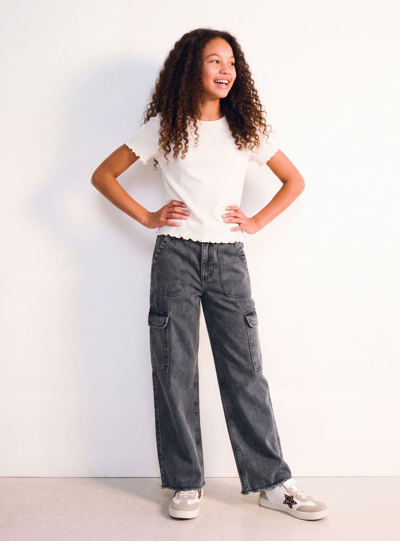 Jeans Cargo Bolsillos Marcados Niña