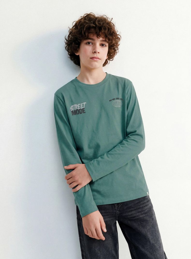 Polera Estampados Puff en Espalda