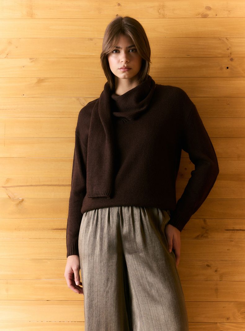 Sweater Calce Holgado con Bufanda Incorporada con Lana