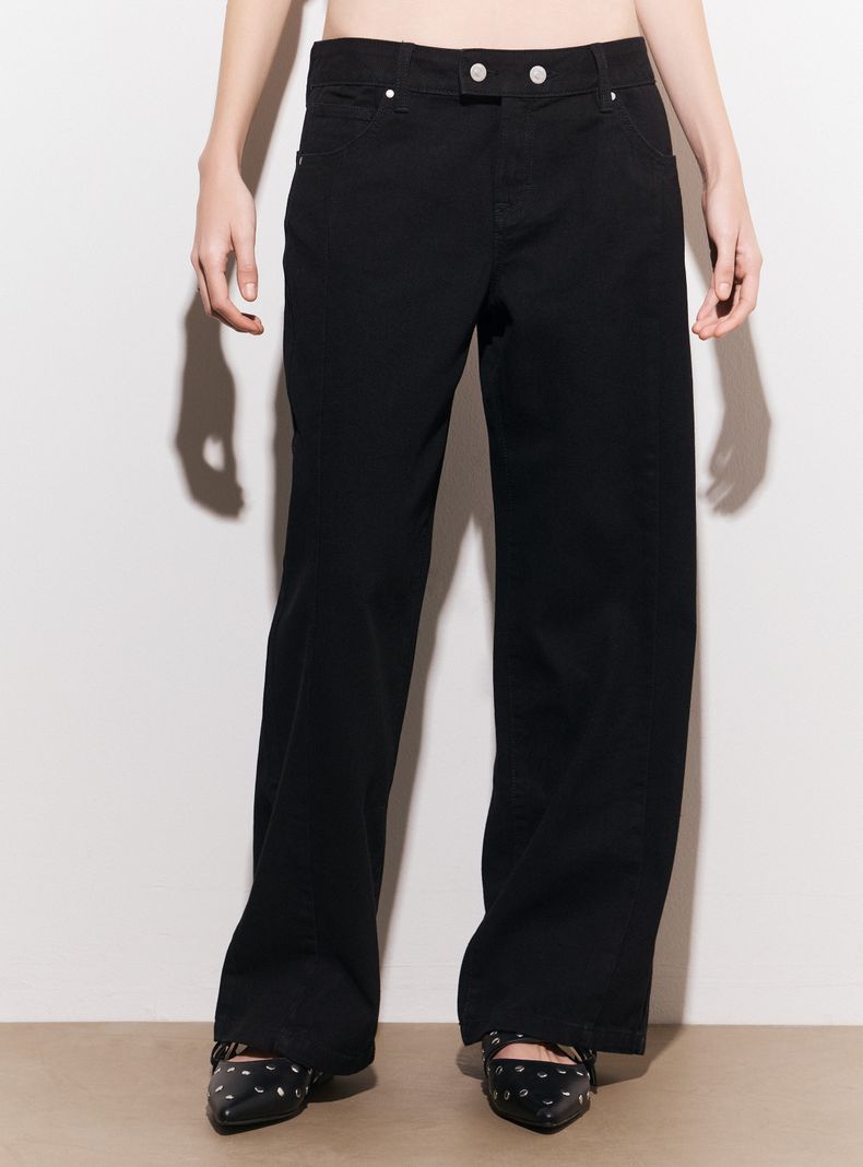 Jeans Bootcut Tiro Medio con Botones Cruzados