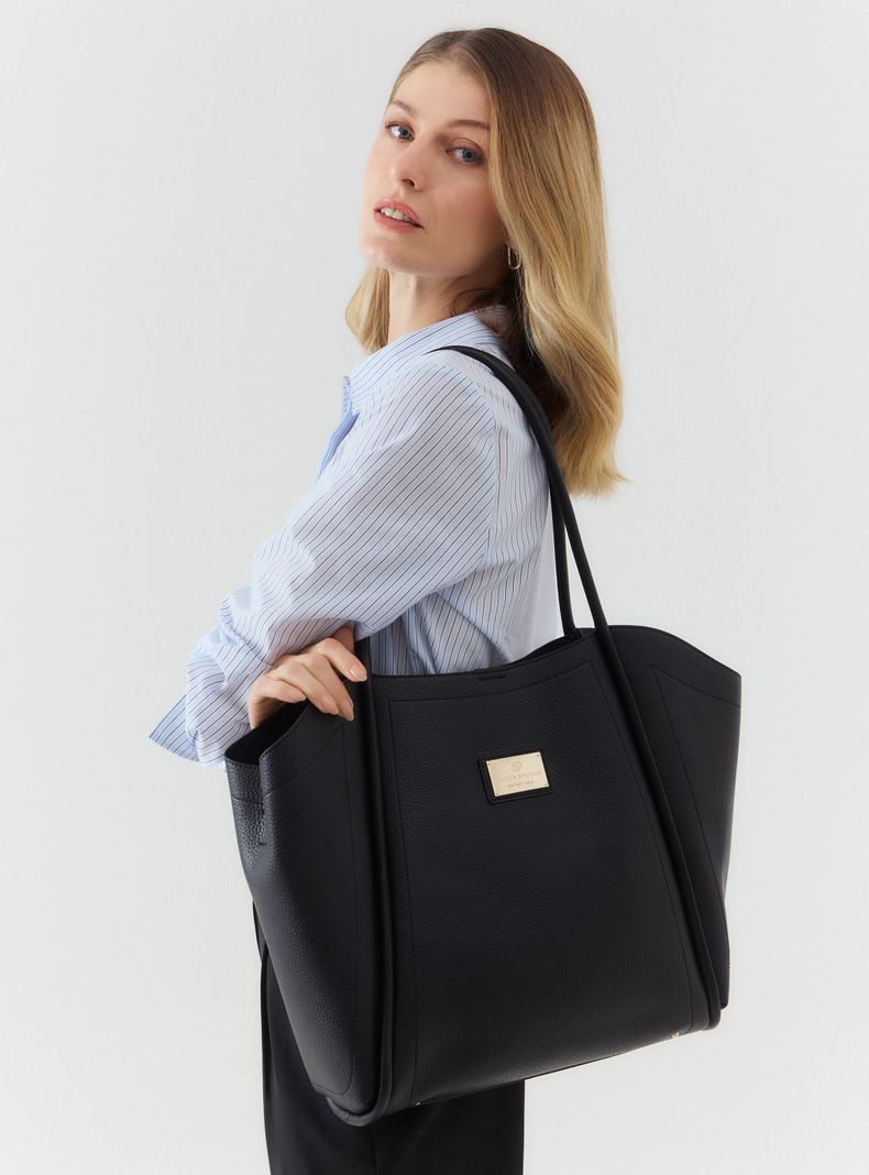 Cartera de Hombro Grande Granulado