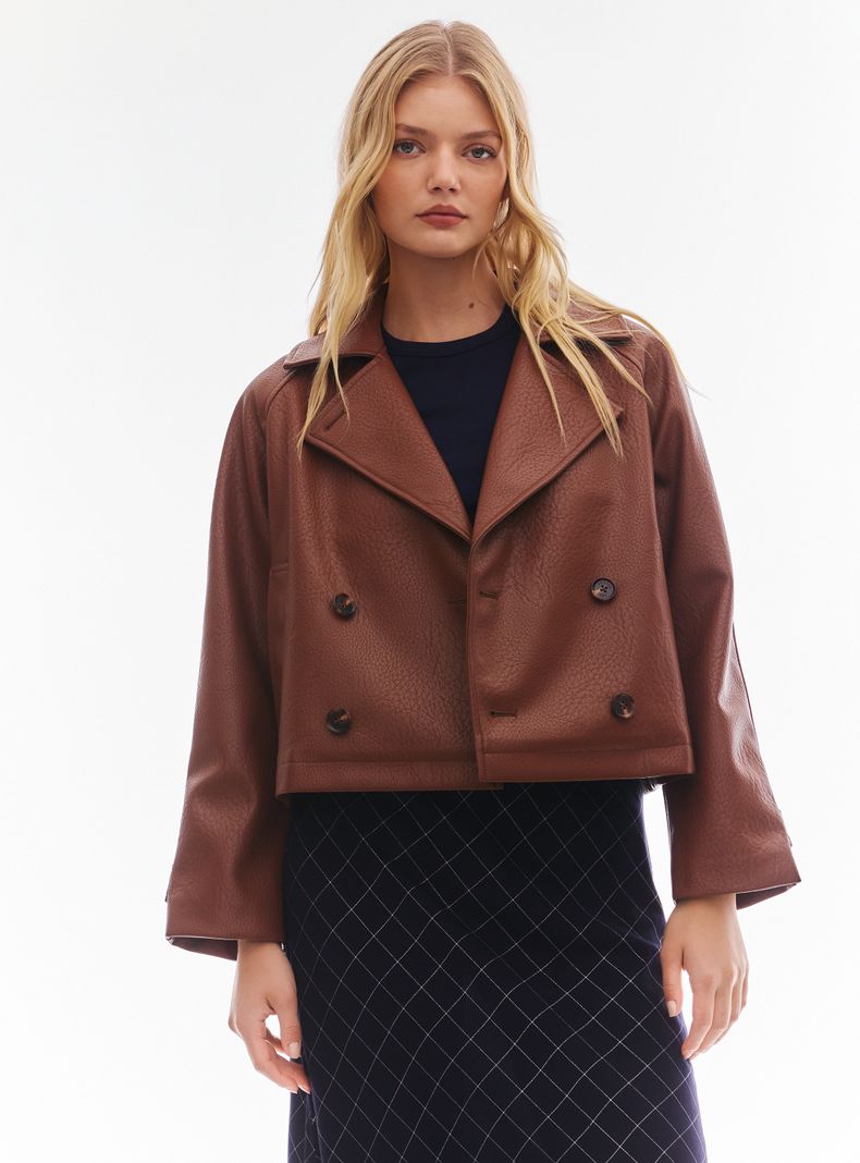 Chaqueta Efecto Cuero Solapa