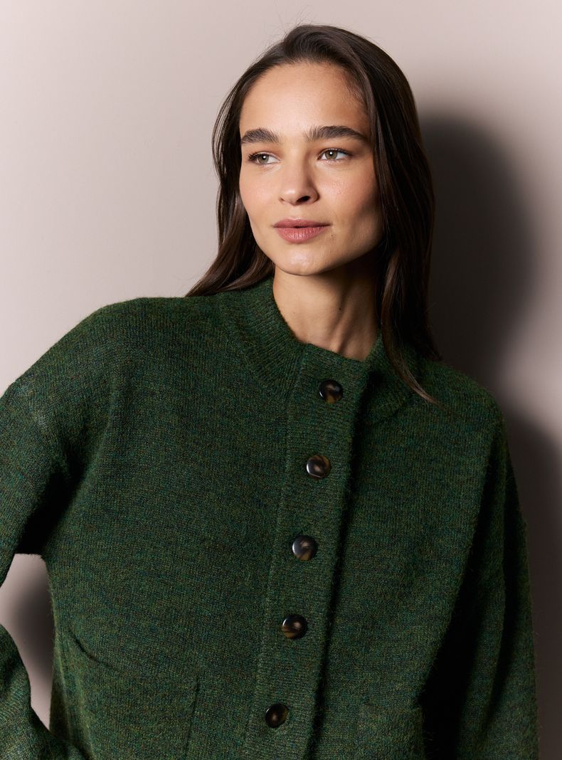 Cárdigan Tipo Casaca con Diseño Nórdico Greenfield | Paris.cl