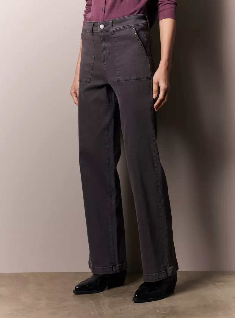 Jeans Wide Leg Bolsillo Carpintero On Tachas