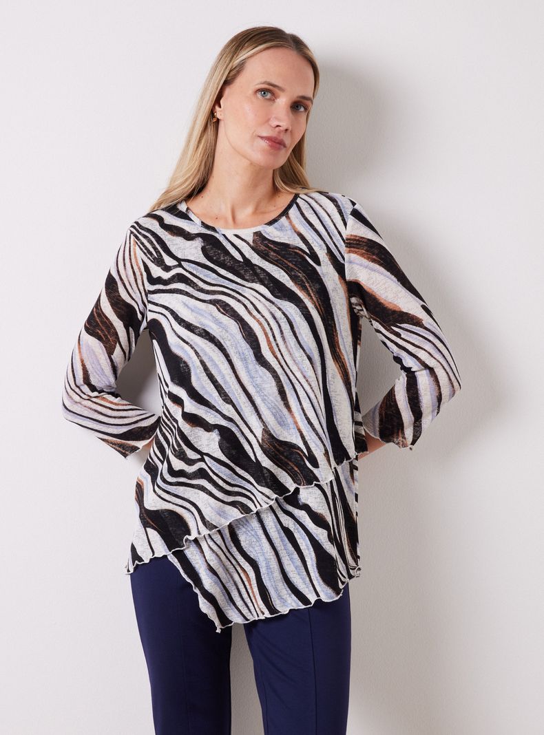 Polera Estampada con Mangas 3/4 Asimétrica