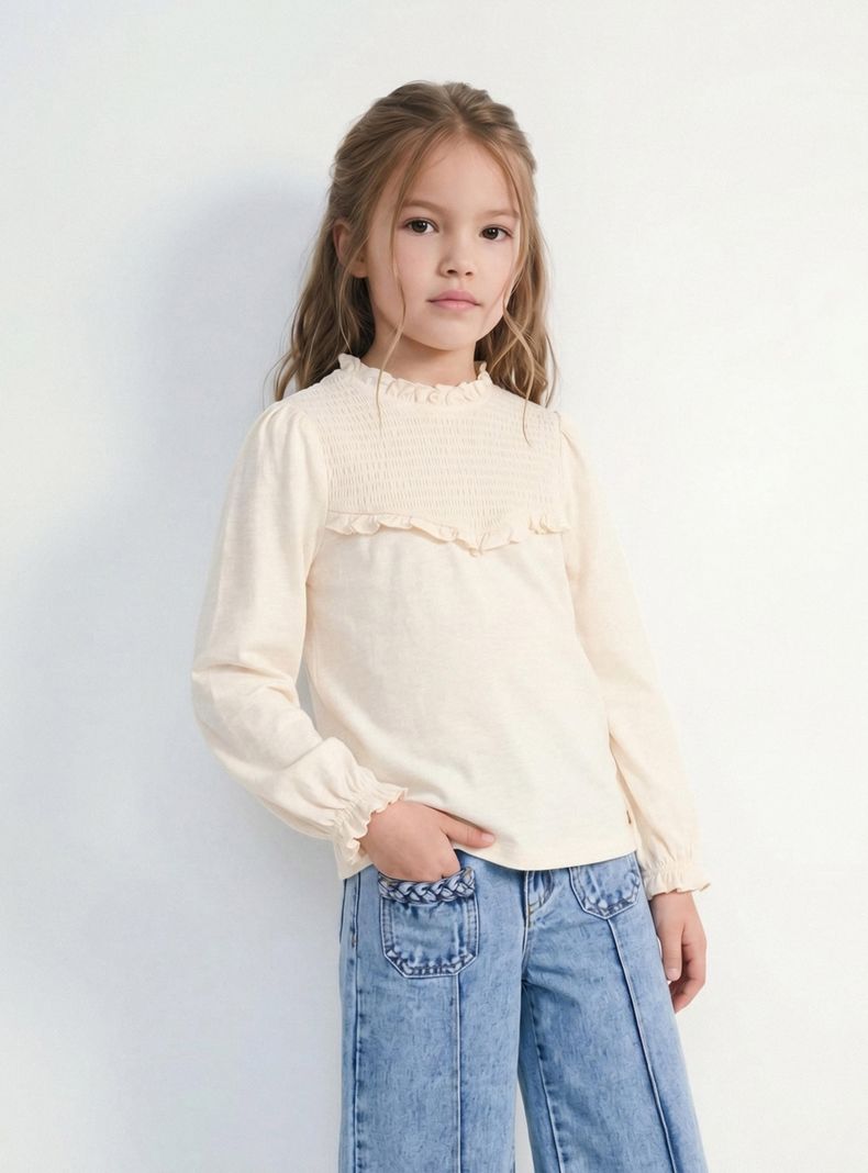 Polera Aplicación Panal de Abeja en Pecho y Puños Vuelos