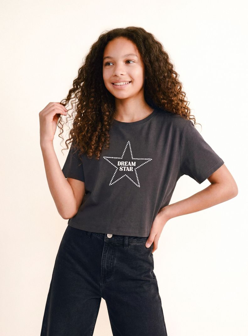 Polera Boxy Diseño Tachas
