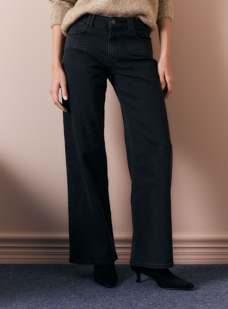 Jeans Flare Tiro Alto Detalle Bolsillos Alaniz | Paris.cl