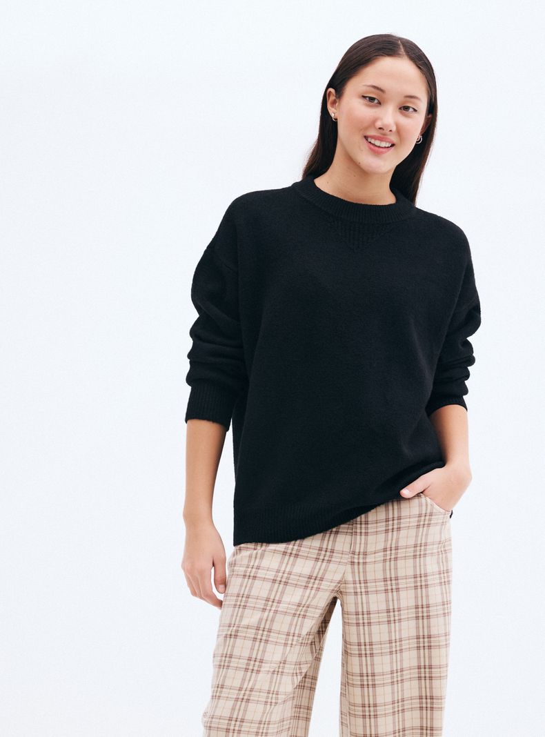 OPPOSITE SWEATER OVERSIZE CUELLO REDONDO