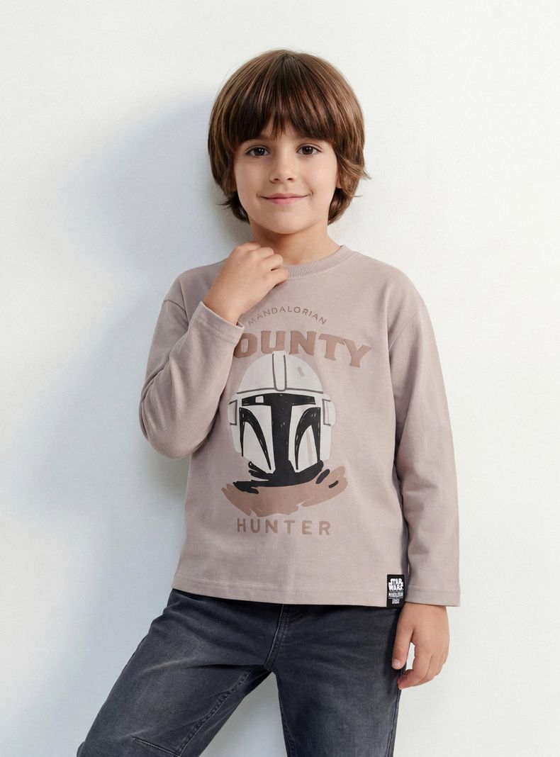 Polera Estampado Personajes Mandalorian