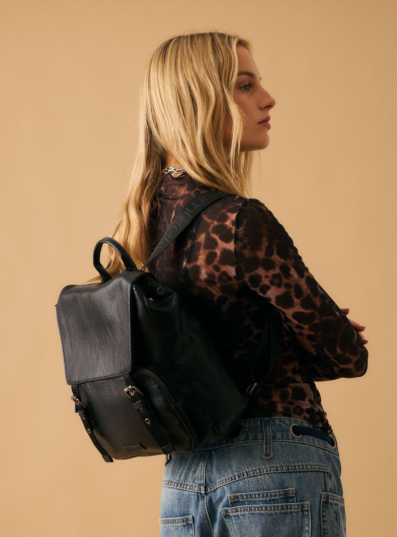Mochila Urbana con Correas a Contratono