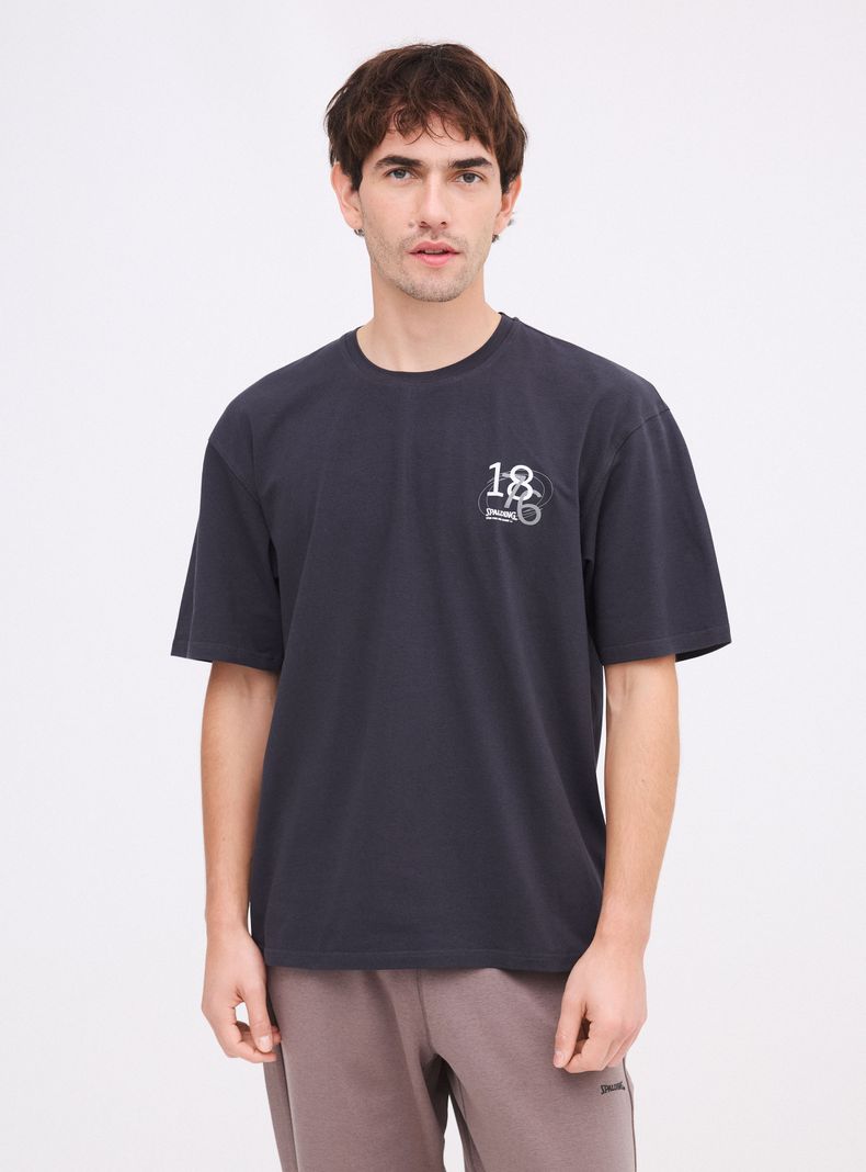 Polera Oversize estampado espalda