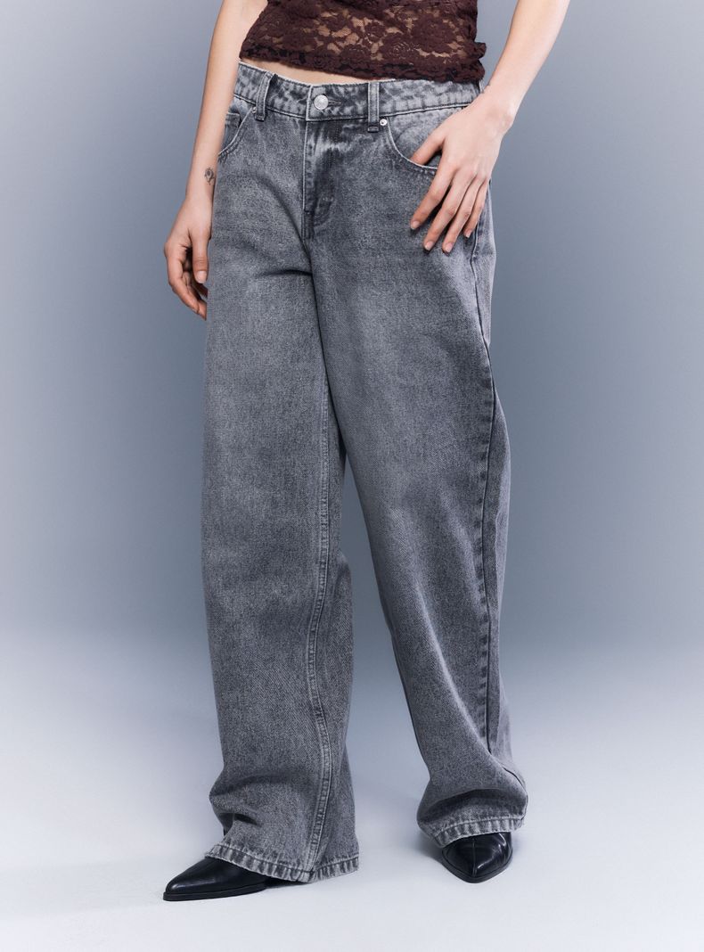 Jeans Straight Wide Leg Tiro Medio con Brillos Atrás
