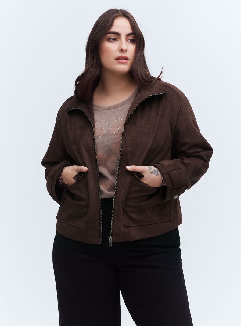 Chaqueta Efecto Piel Cuello Funnel