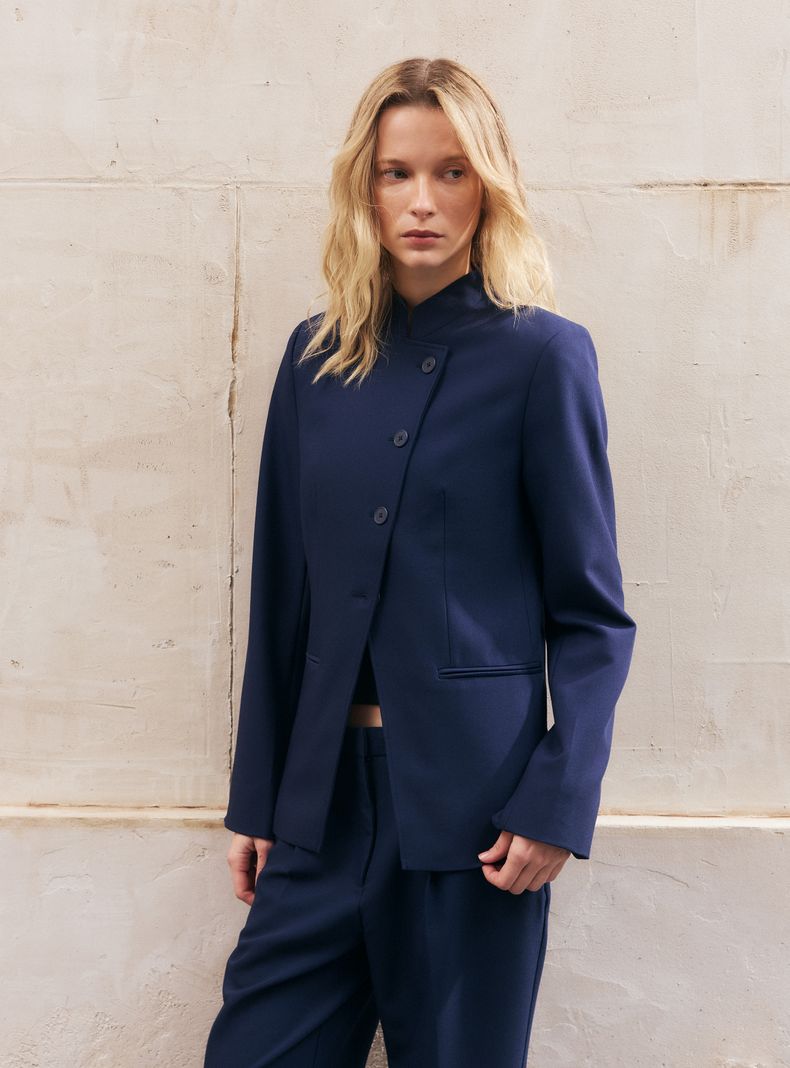 Blazer Cuello Alto Botones