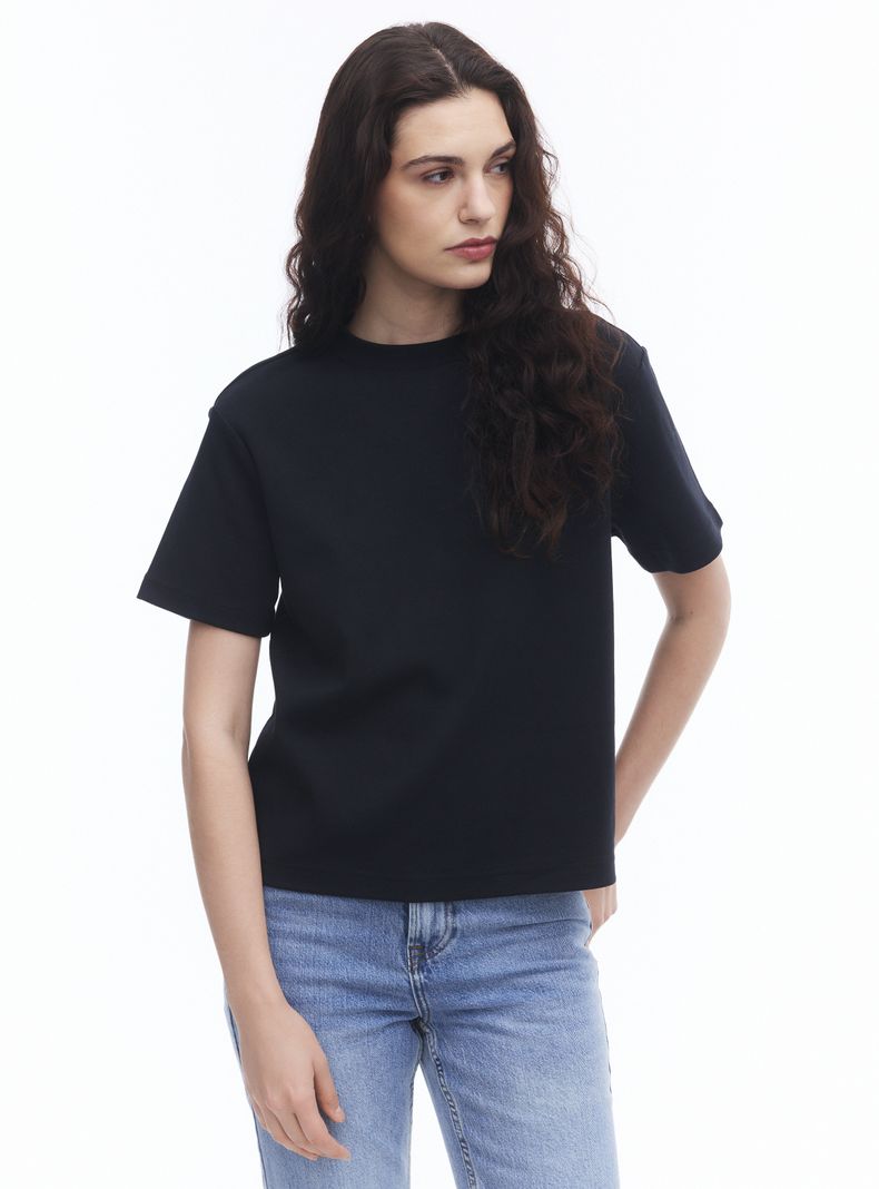 ALANIZ POLERA ESCOTE REDONDO INTERLOCK MANGA CORTA