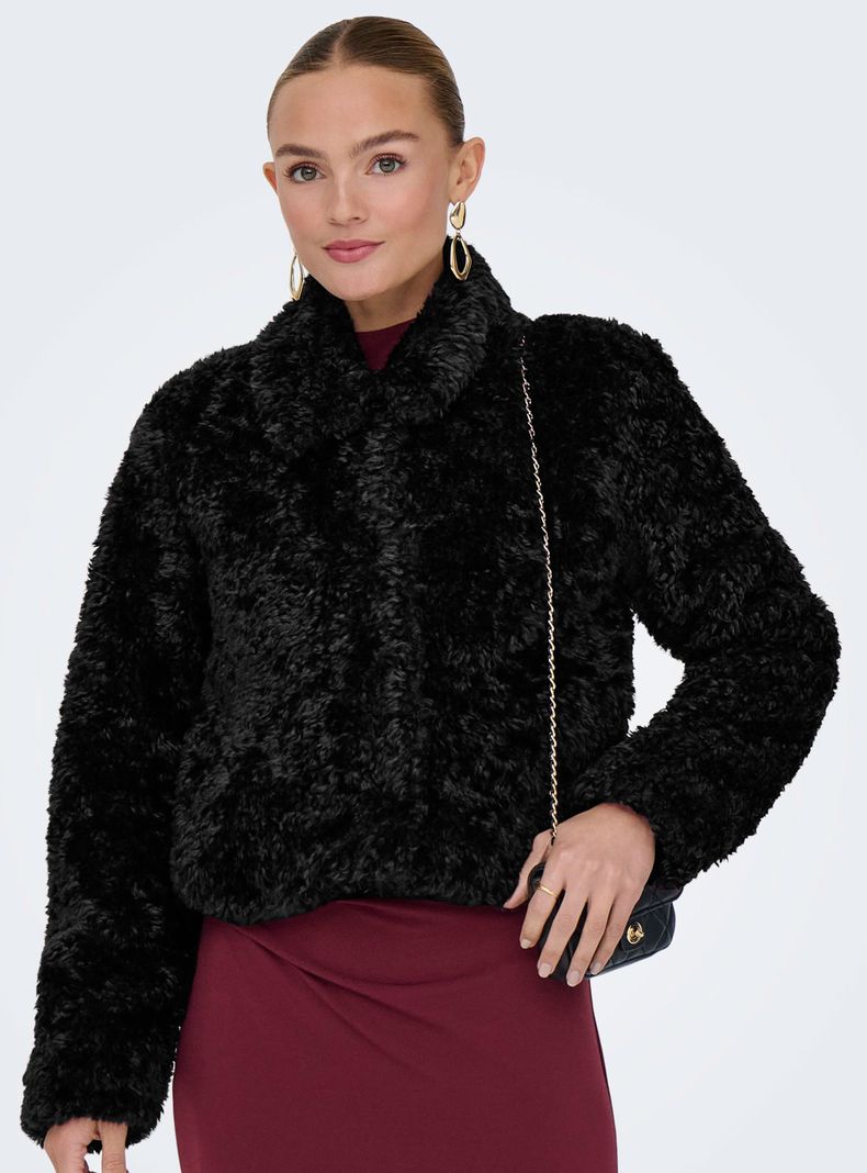 Chaqueta Corta