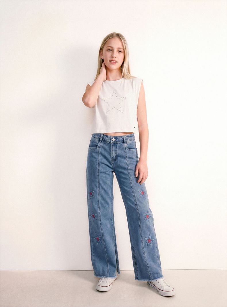 Jeans Estrellas Bordadas con Corte
