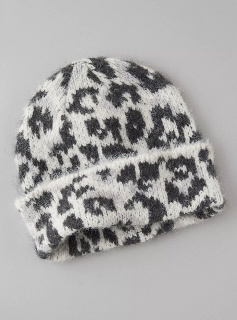 Gorro de Lana Ae con Estampado de Leopardo