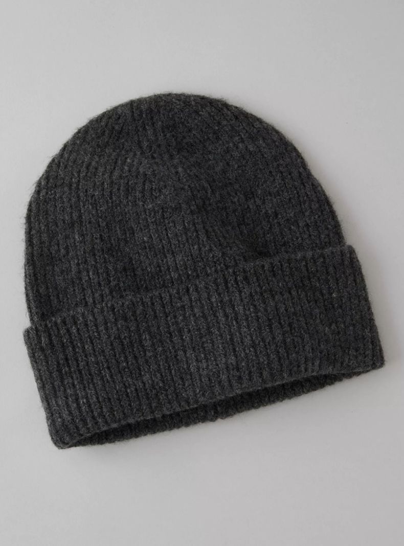 Gorro Ae de Lana Calientito en Punto Elástico
