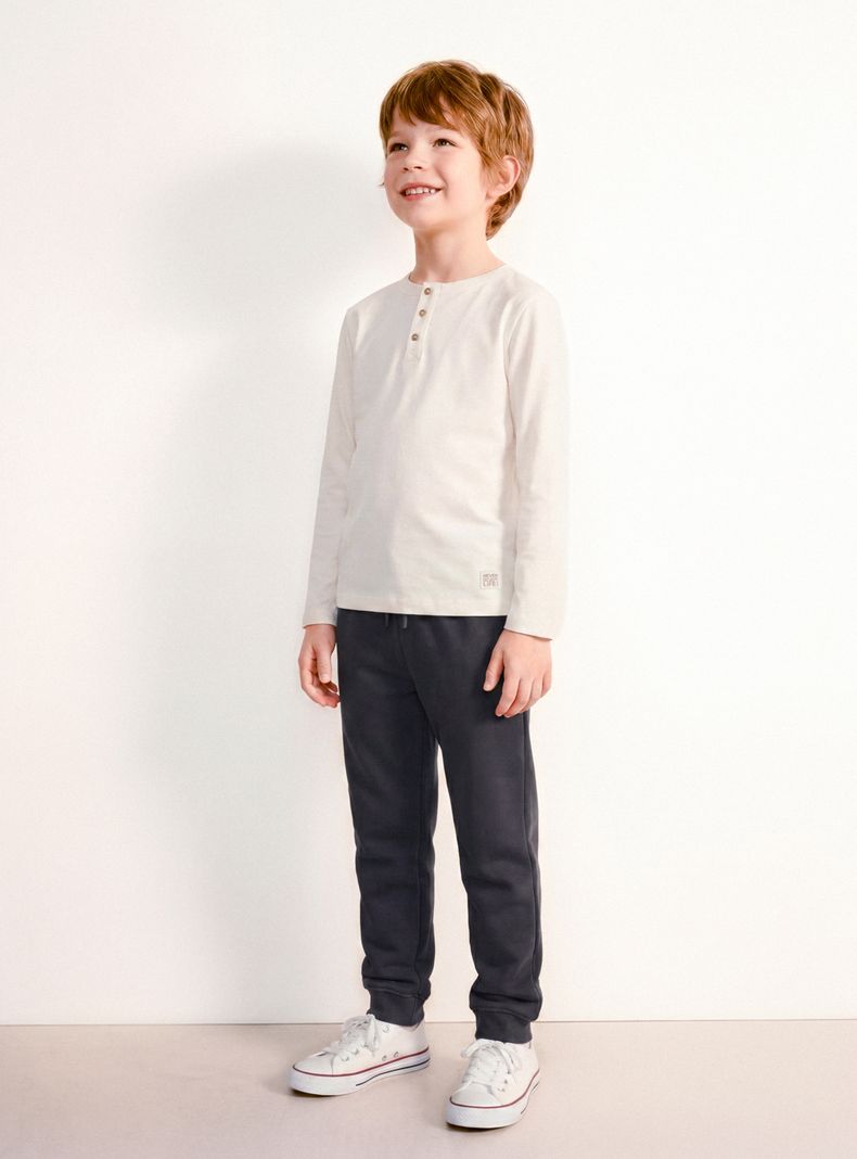 Pantalón Color Liso Básico Niño