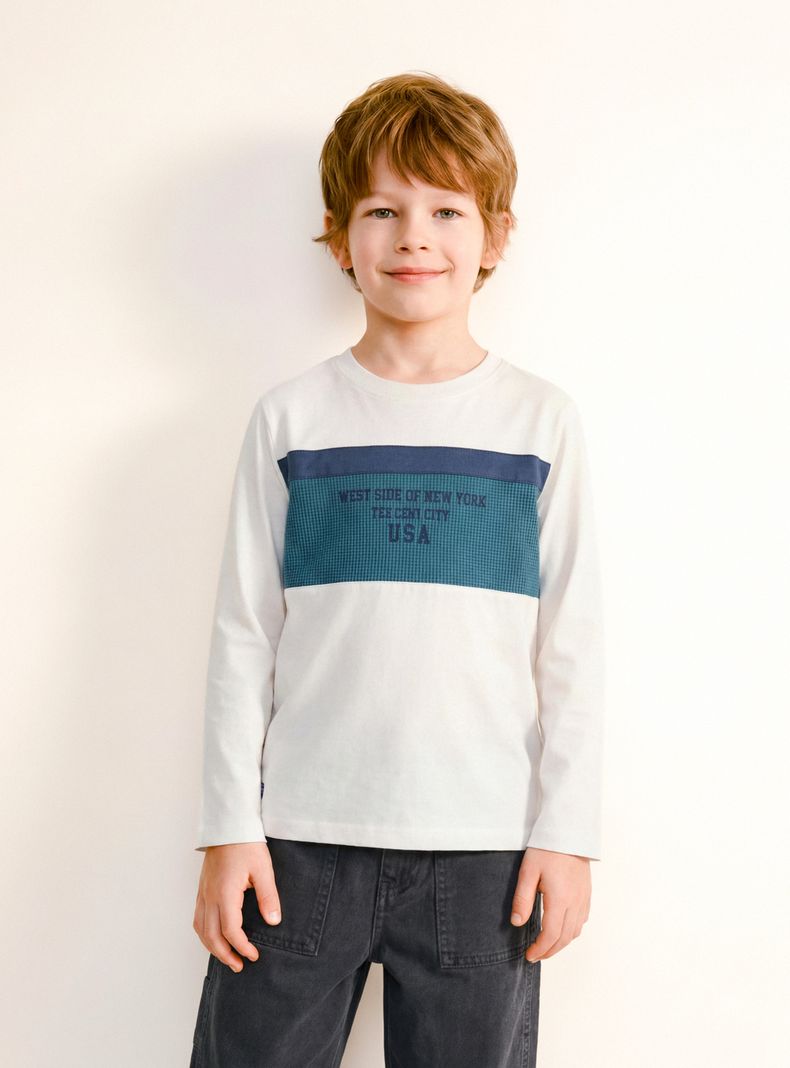 Polera Corte Frontal Tela Texturada