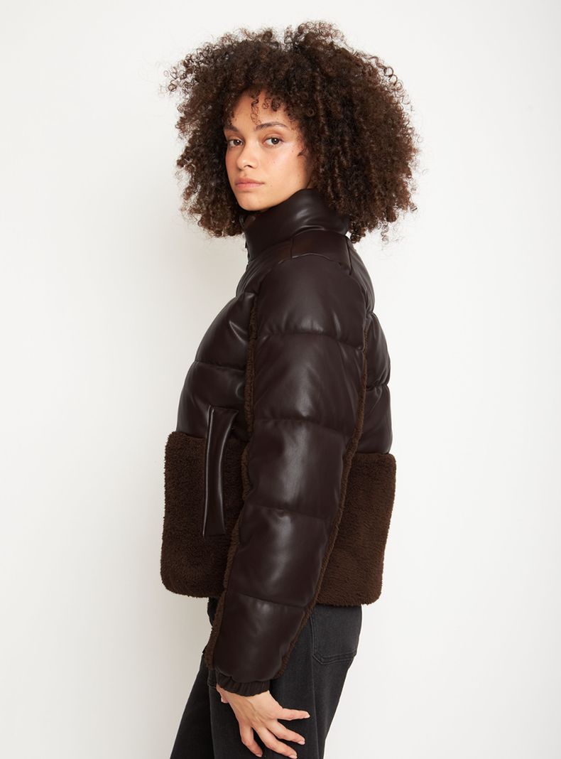 Parka Tala Reciclada Cuello Alto Wild Lama | Paris.cl