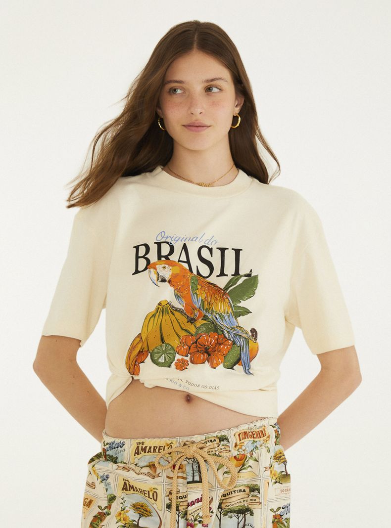 Polera Estampado Guacamayo