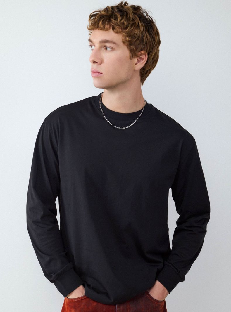 Polera Relaxed Oscuro