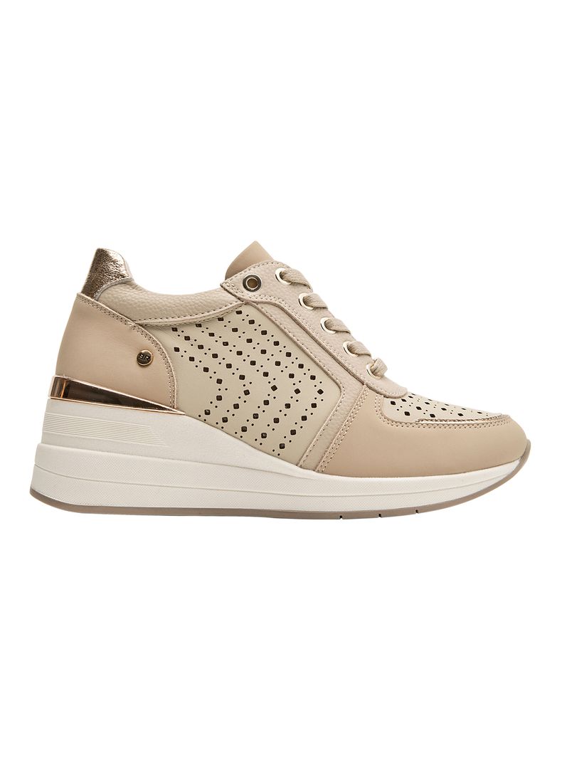 Zapatilla Urbana Brm0470 Perforciones Decorativas Mujer