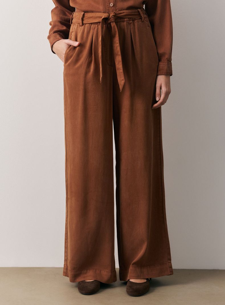 Pantalón Cintura Elasticada y Lazo
