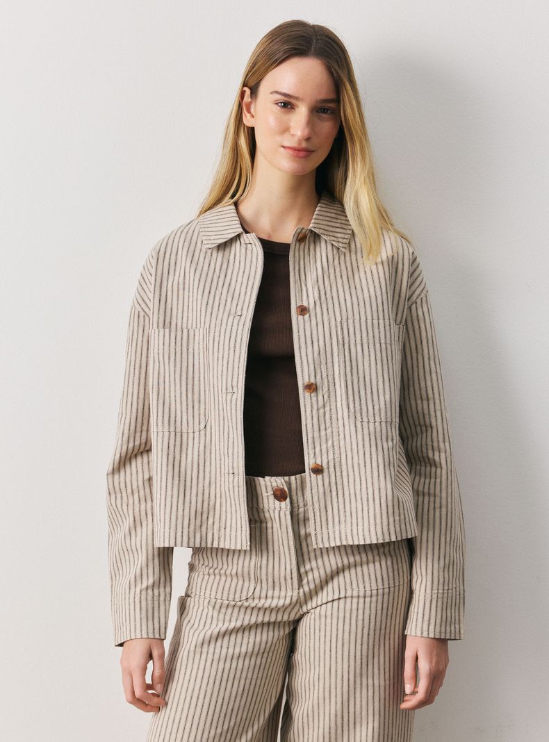 Chaqueta Rayada con Bolsillos