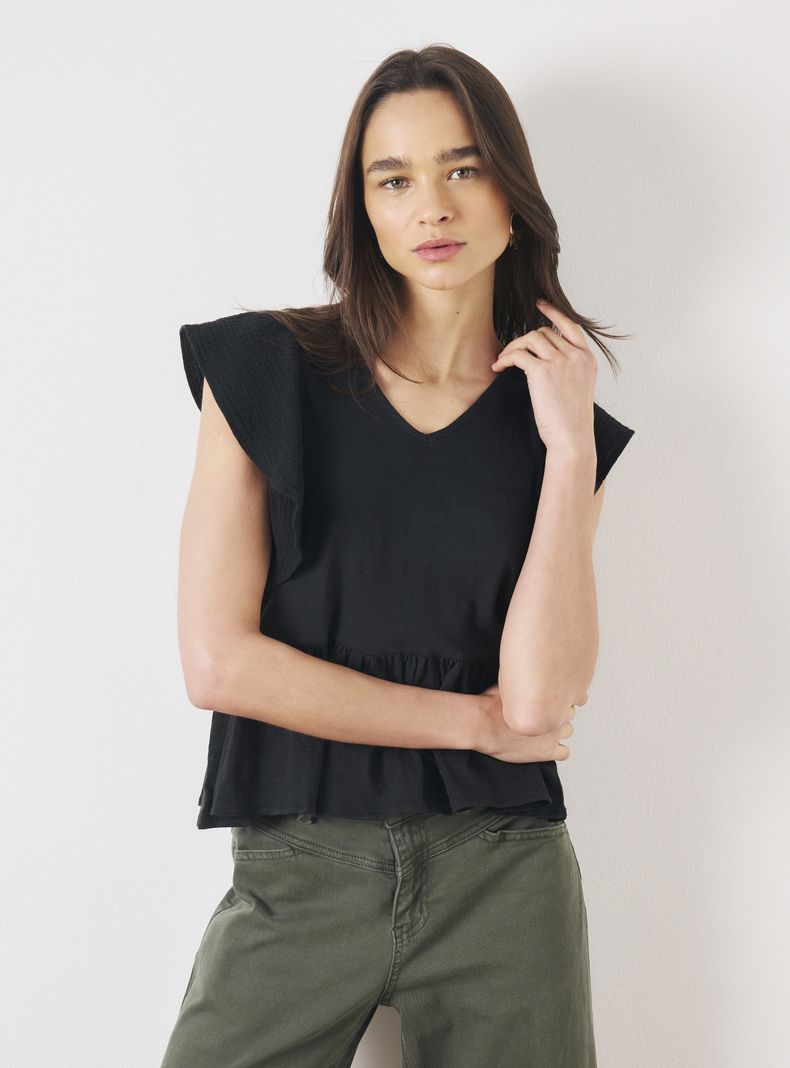 Polera Manga Volada con Corte Peplum y Mix de Telas